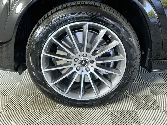 New 2027 Obsidian Black Metallic Mercedes-Benz GLE 450 image 29
