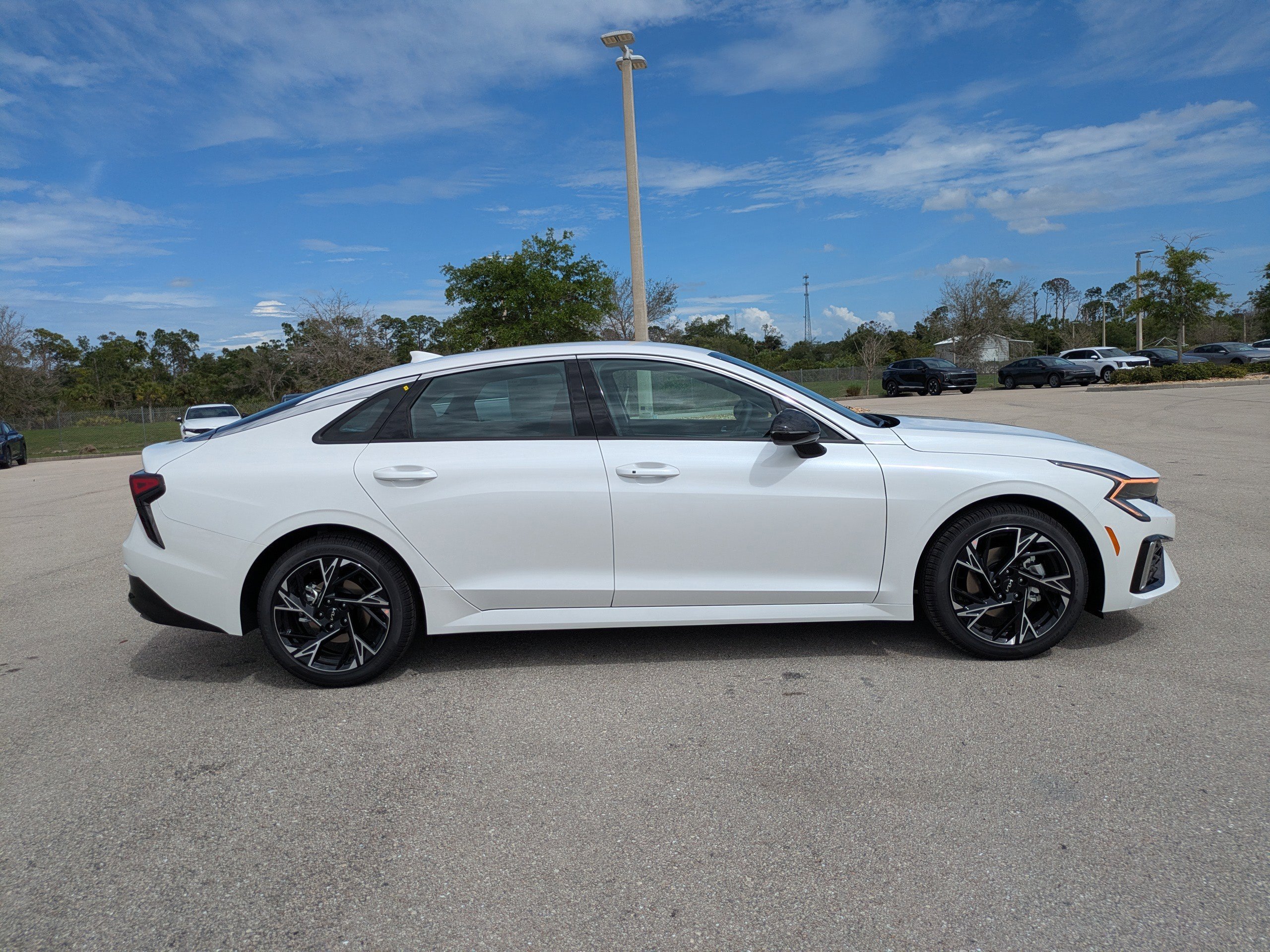 New 2026 Snow White Pearl Kia GT-Line FWD image 3