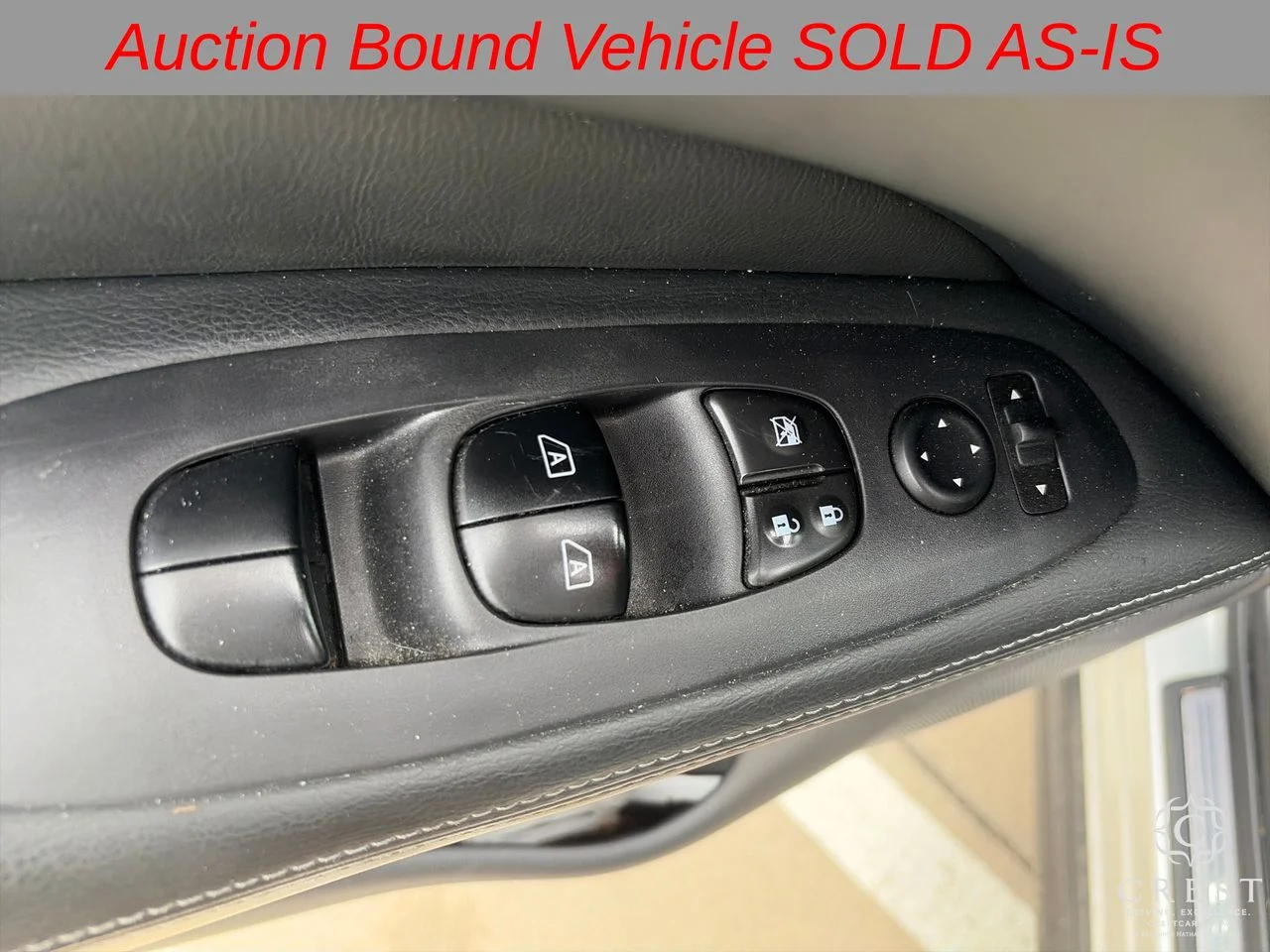 Used 2018 Brilliant Silver Nissan Platinum image 13