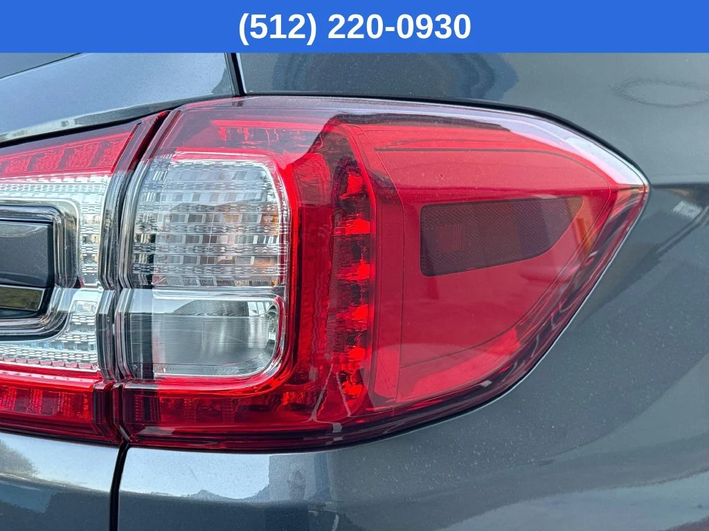 New 2027 Gray Subaru Premium image 33