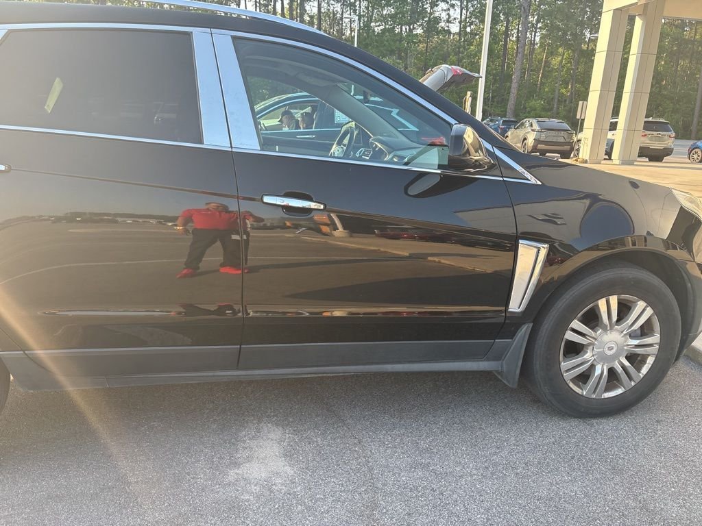 Used 2015 Cadillac SRX Luxury Collection with VIN 3GYFNBE34FS568502 for sale in New Bern, NC