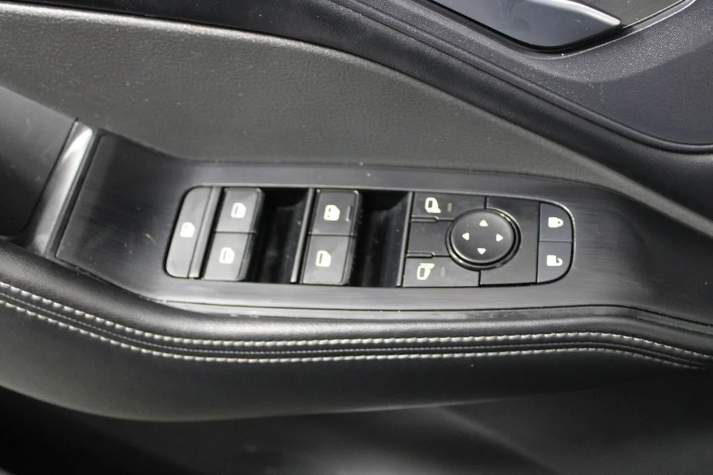 2024 Nissan Rogue SV - Photo 25