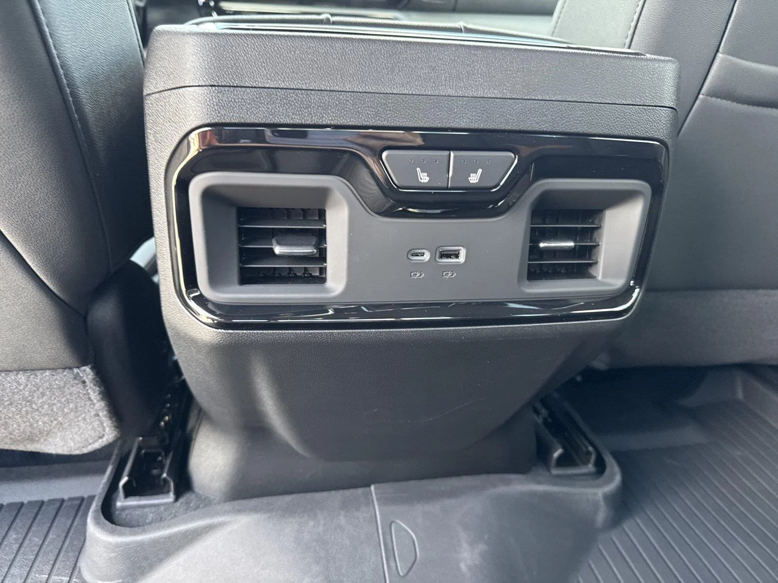 New 2026 Onyx Black GMC AT4 image 34