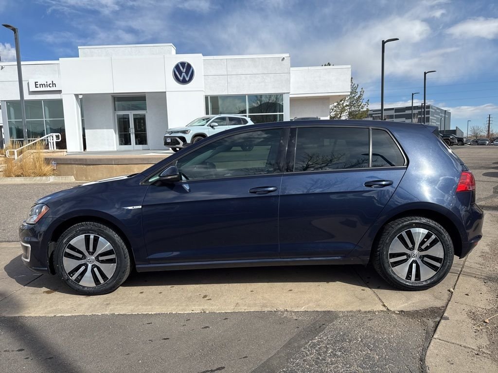 Used 2016 Volkswagen e-Golf e-Golf SE with VIN WVWKP7AU6GW909785 for sale in Denver, CO