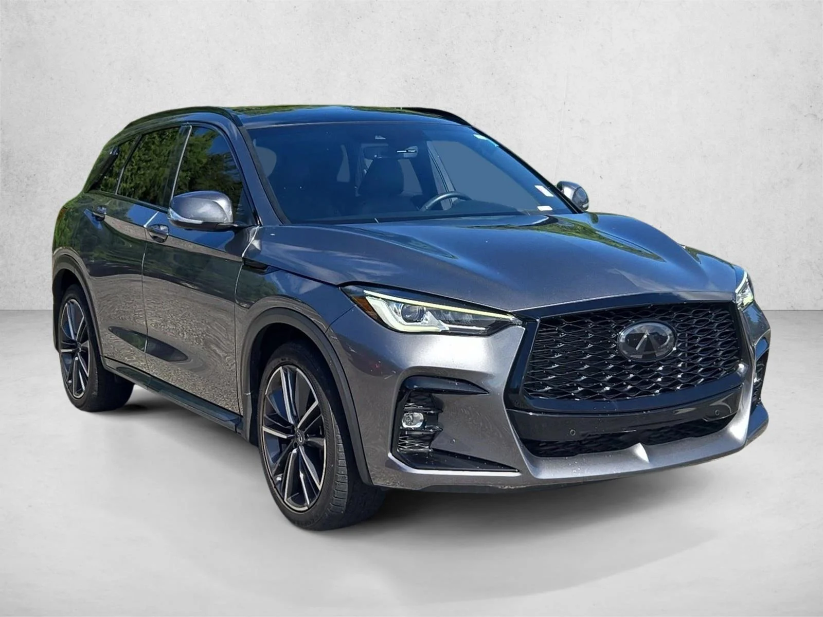 Used 2024 Graphite Shadow INFINITI SPORT image 3