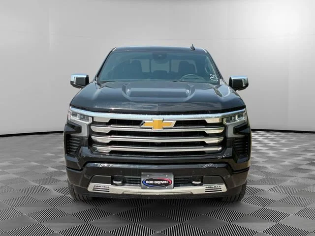 New 2026 Black Chevrolet High Country image 8