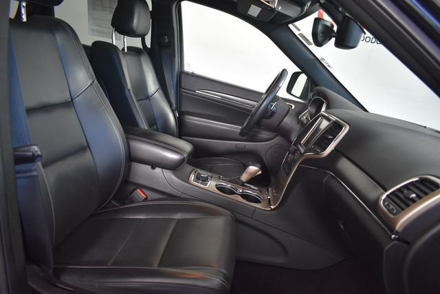 Used 2017 Black Jeep Limited image 19
