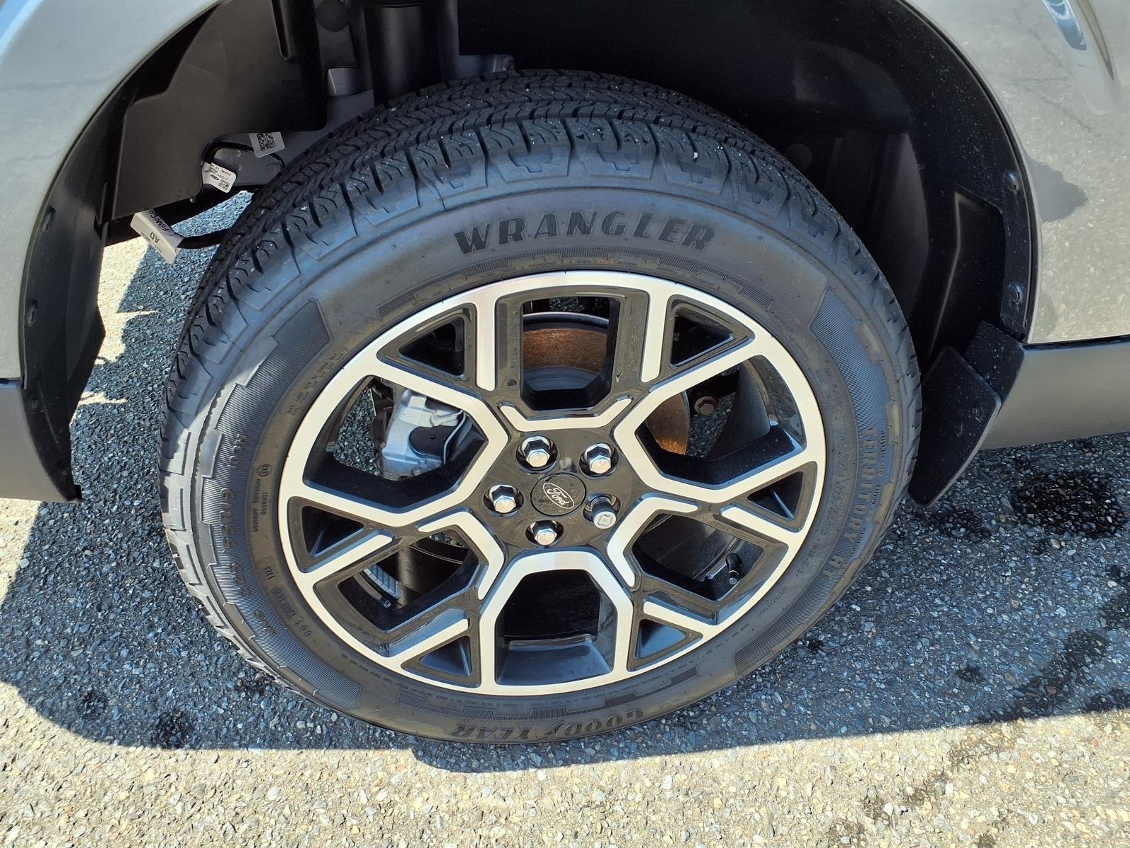 New 2026 Carbonized Gray Metallic Ford Lariat® image 12