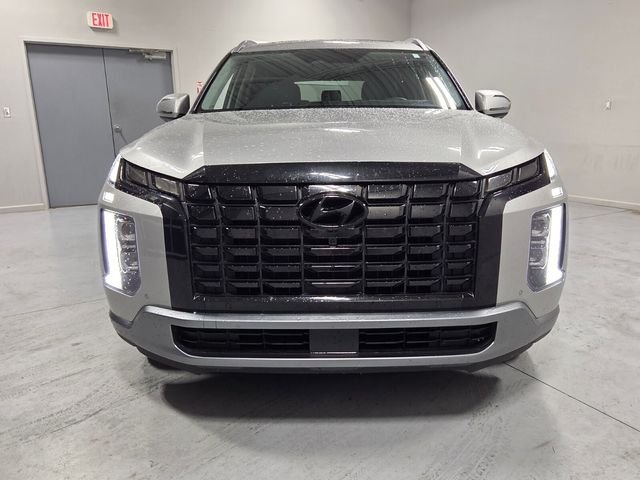 Used 2025 Silver Hyundai SEL Premium image 2
