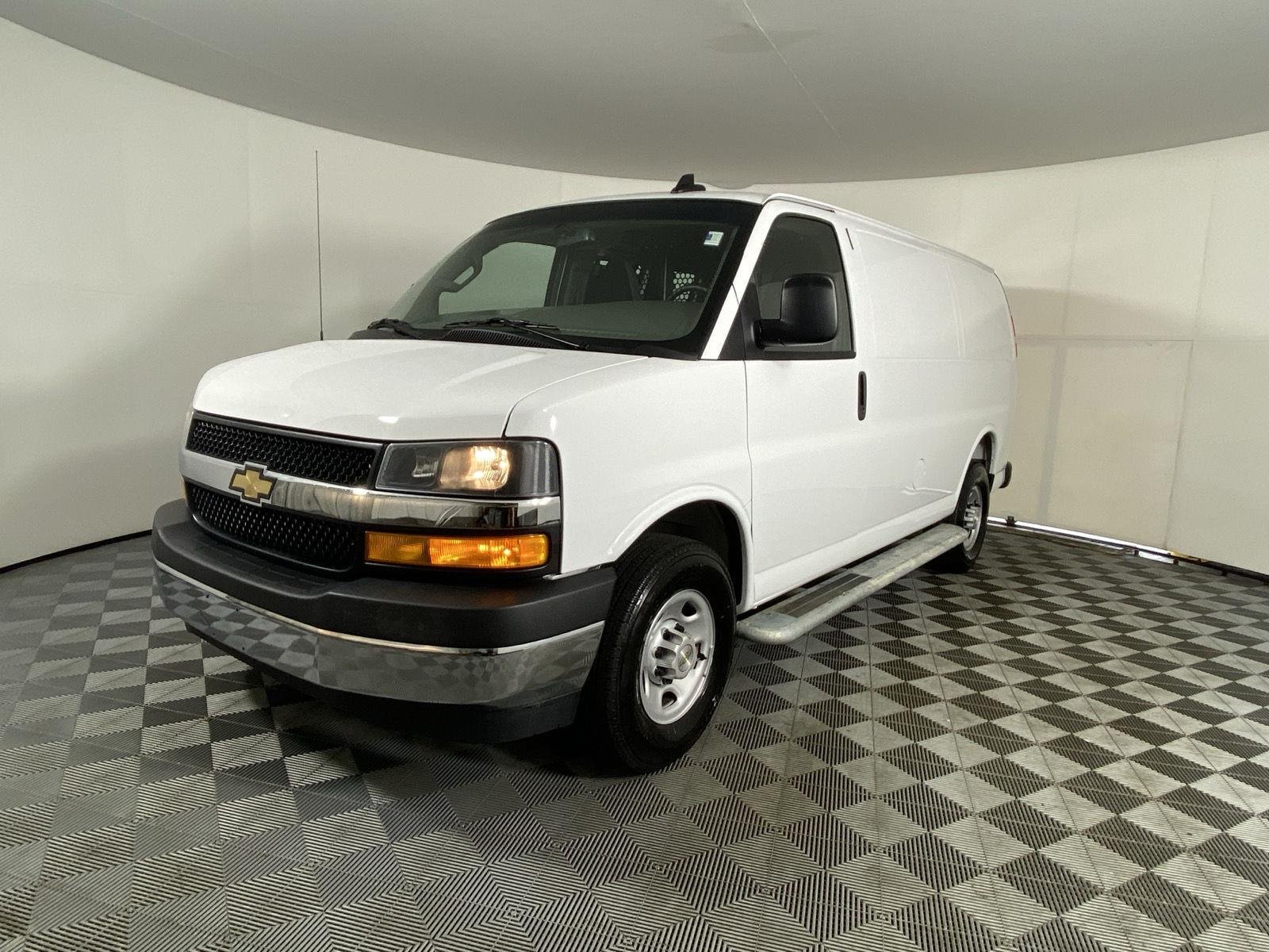 Used 2025 Summit White Chevrolet Cargo Van image 9