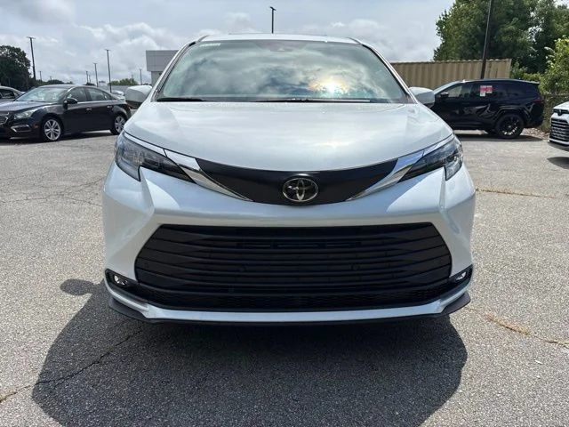 Used 2026 Beige Toyota XLE image 2