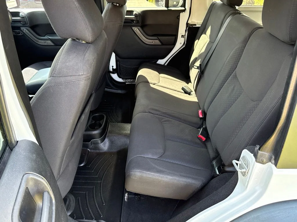 Used 2013 Bright White Jeep Unlimited Sport image 18