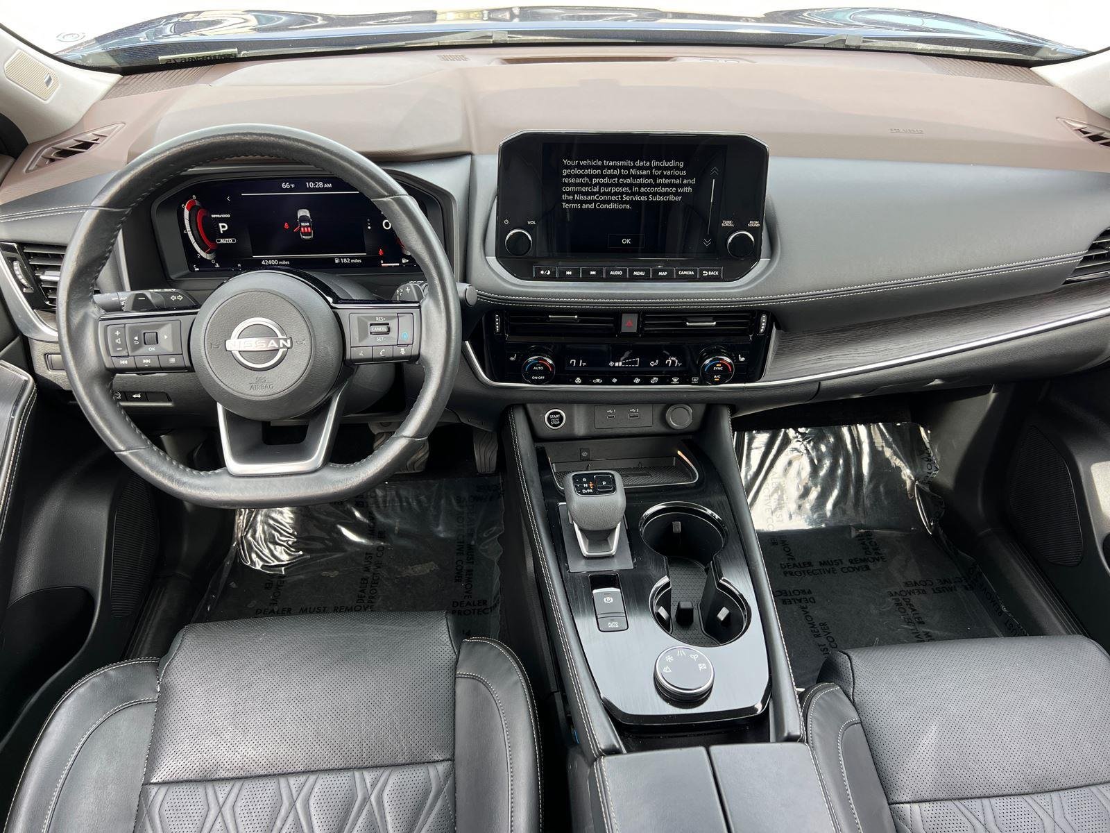 Used 2023 Caspian Blue Metallic/Super Black Nissan Platinum image 23