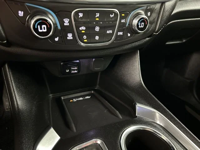 Used 2023 Black Chevrolet Premier image 20