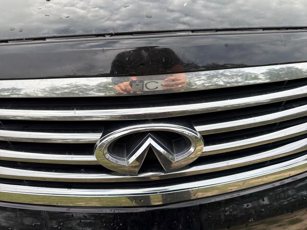 Used 2009 Black INFINITI Journey image 14