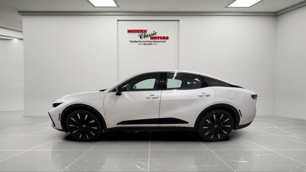 Used 2026 White Toyota Platinum image 4