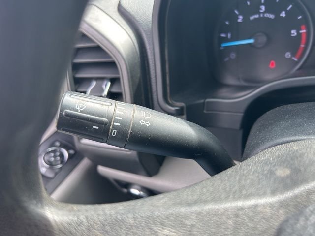 Used 2020 White Ford XL image 25