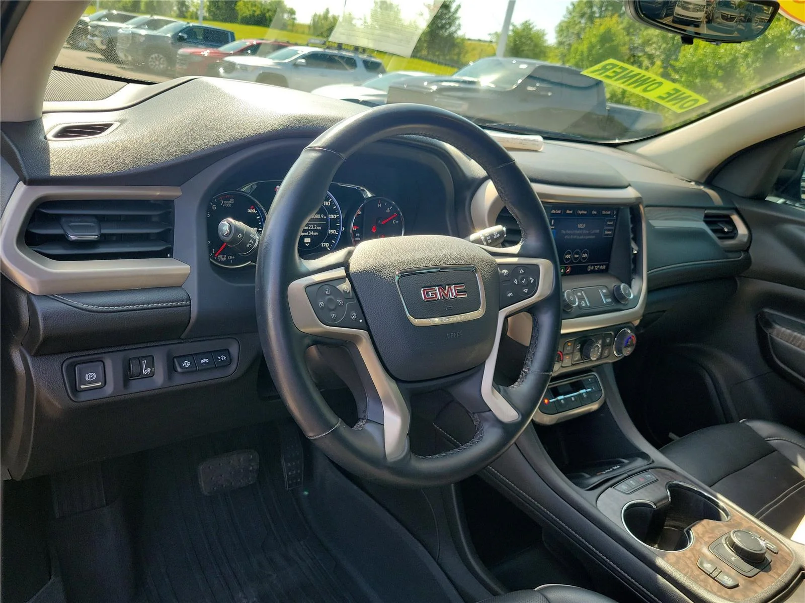 2023 GMC Acadia Denali - Photo 21