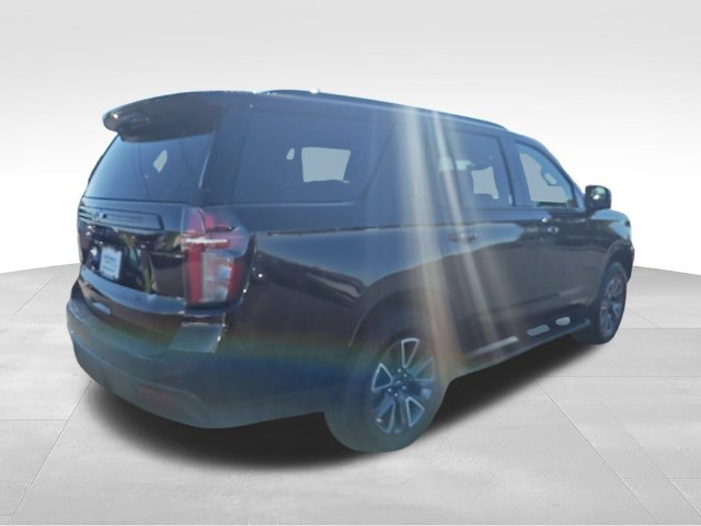 Used 2024 Black Chevrolet Z71 image 5