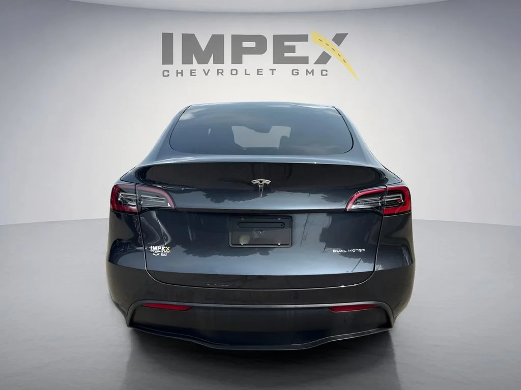 Used 2024  Tesla Long Range image 4