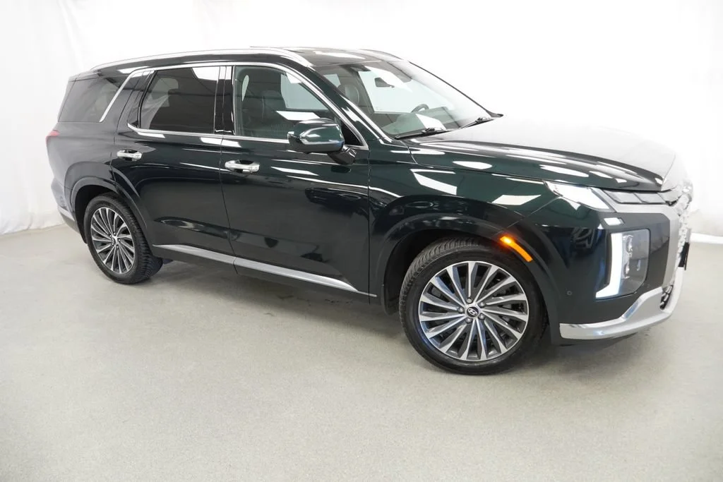 Used 2023 Green Hyundai Calligraphy image 41