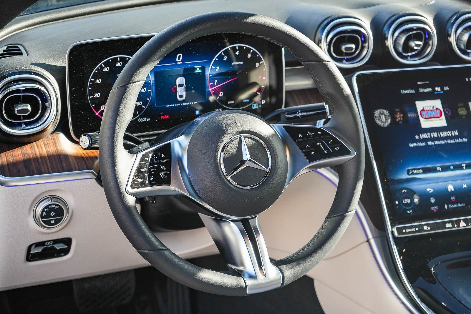 Used 2025 Black Mercedes-Benz 300 image 11
