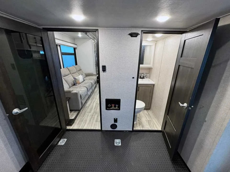 Used 2024 WHITE JAYCO  image 20