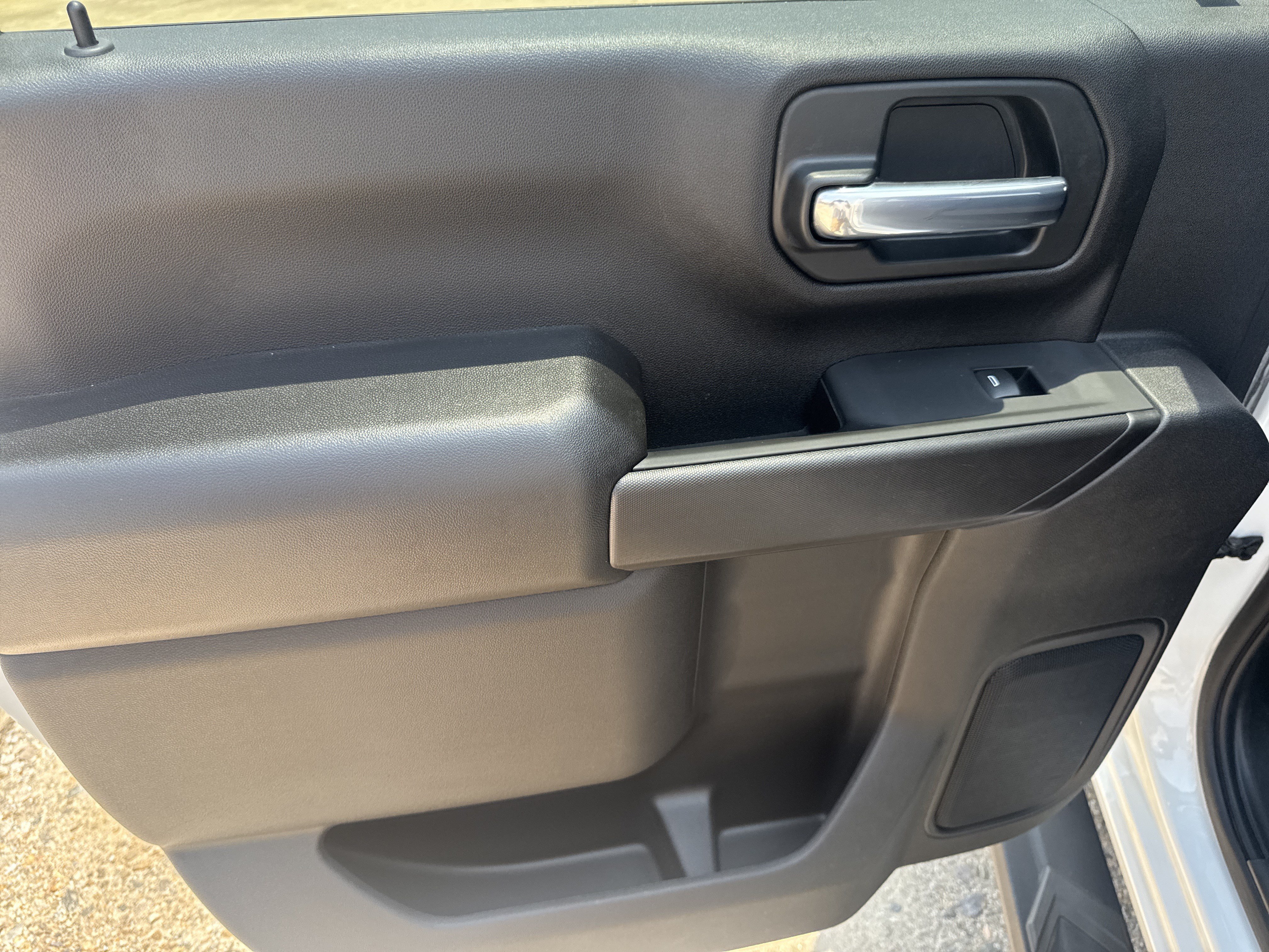 2023 Chevrolet Silverado 2500HD Custom - Photo 23