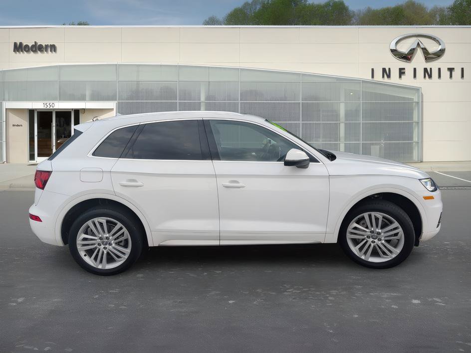 Used 2018 Ibis White Audi Premium Plus image 3