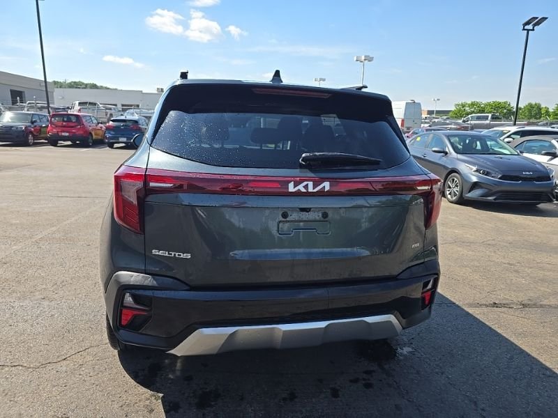 Used 2024 Gray Kia EX image 2