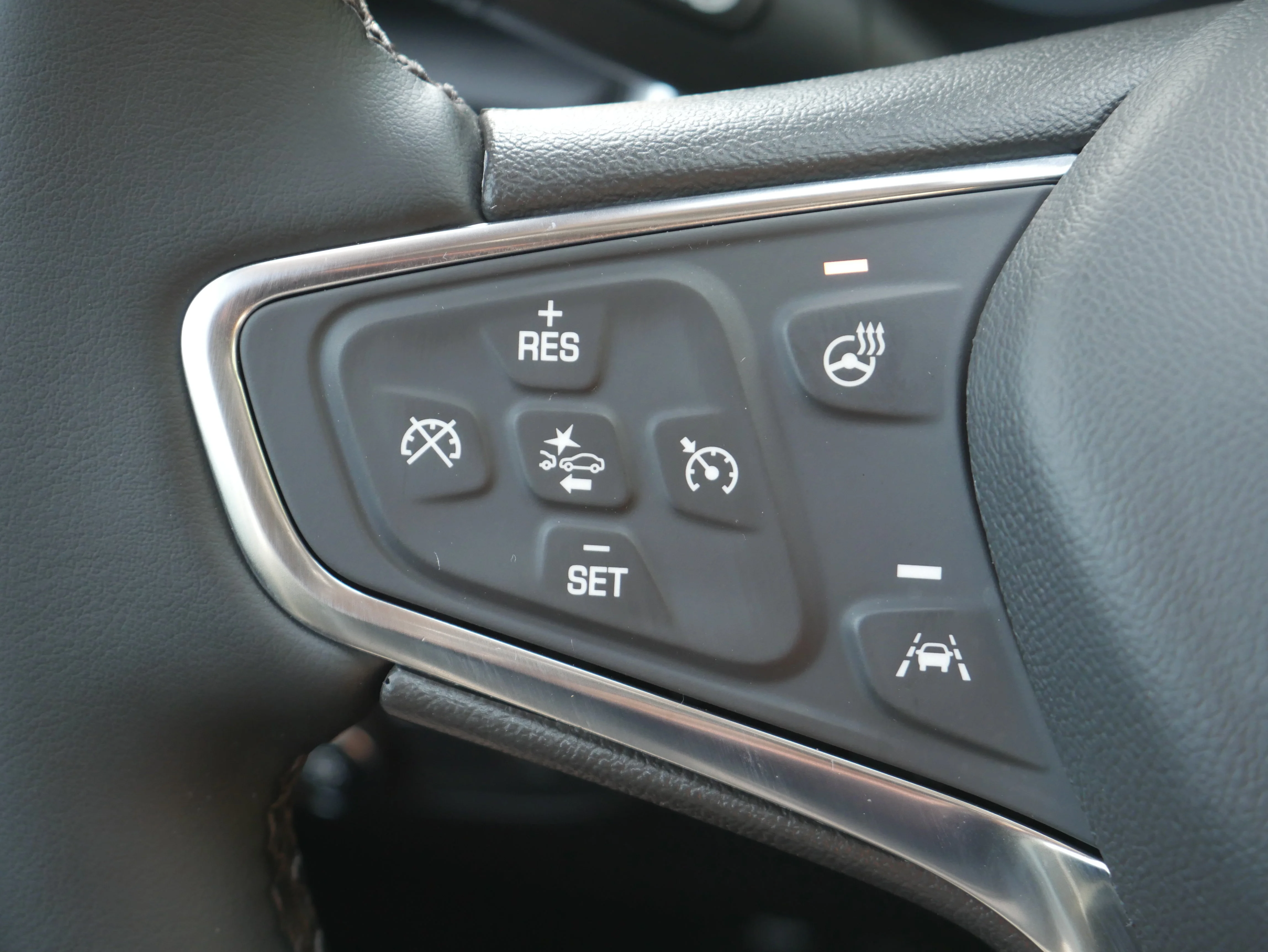 2024 Chevrolet Equinox Premier - Photo 26