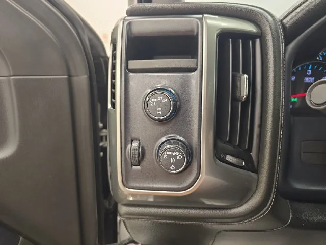 Used 2018 Silver Ice Metallic Chevrolet LTZ image 35