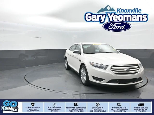Used 2018 White Platinum Clearcoat Metallic Ford Limited image 1