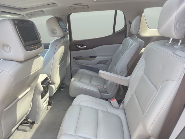 Used 2017 White Frost GMC SLT-2 image 37