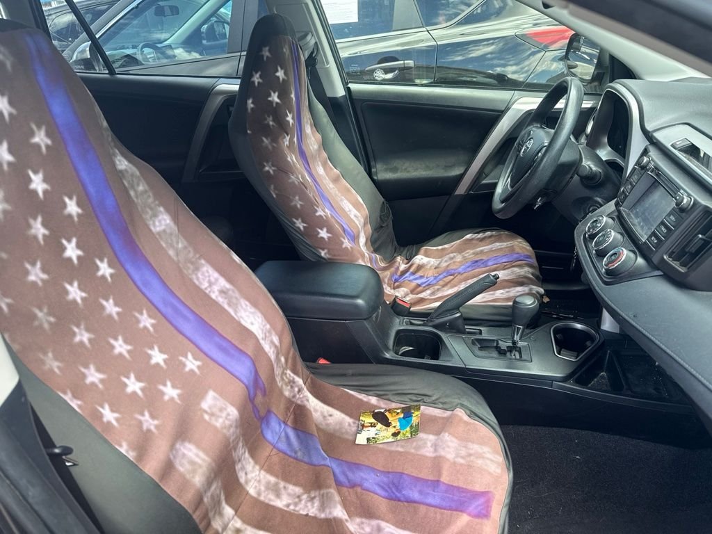 Used 2017  Toyota LE image 18