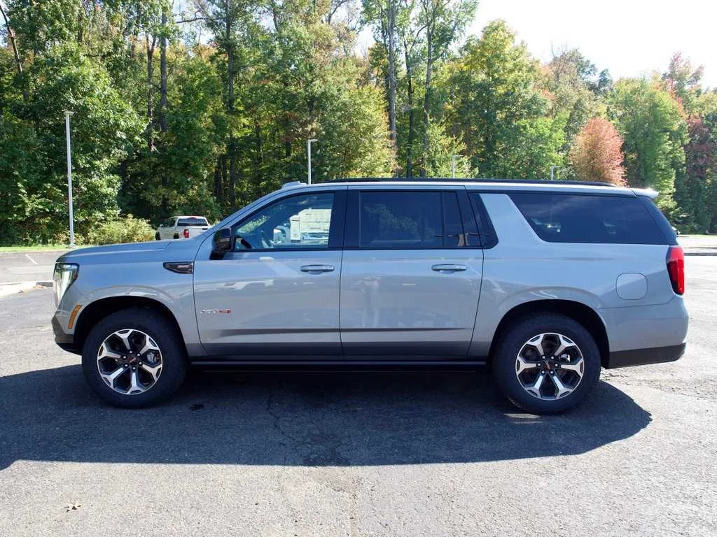 New 2026 Sterling Metallic GMC AT4 Ultimate image 4