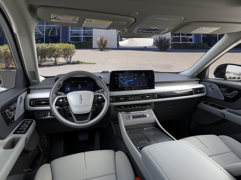 New 2026 Pristine White Metallic Tri-Coat Lincoln Reserve® image 9