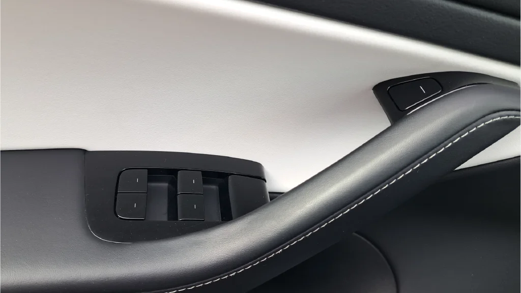 Used 2020 Blue Tesla Long Range image 24