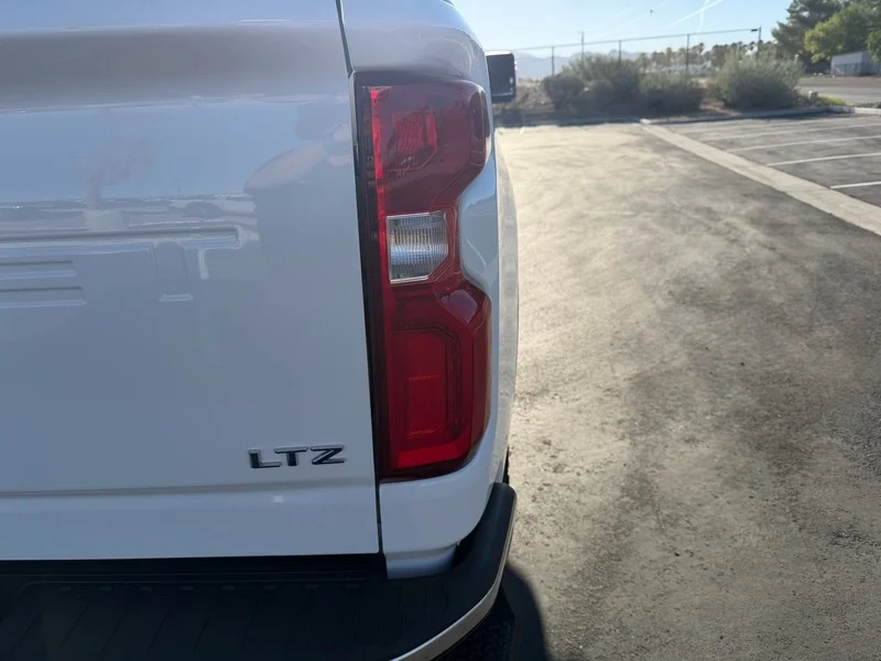 Used 2020 SUMMIT WHITE Chevrolet LTZ image 24