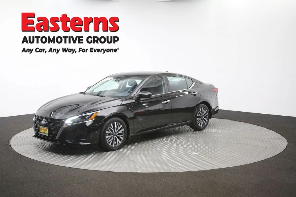 Used 2023 Black Nissan 2.5 SV image 55