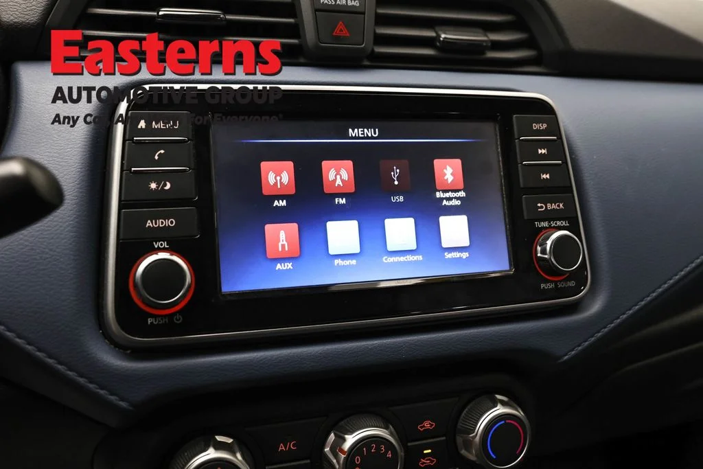 Used 2023 Silver Nissan 1.6 SV image 19