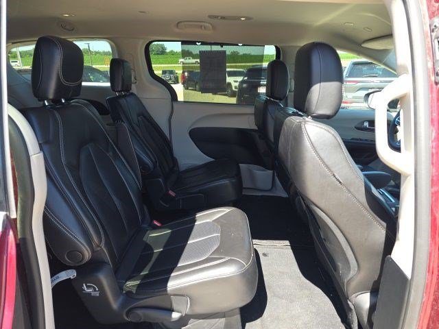 Certified Used 2023 Velvet Red Pearlcoat Chrysler Touring L image 12