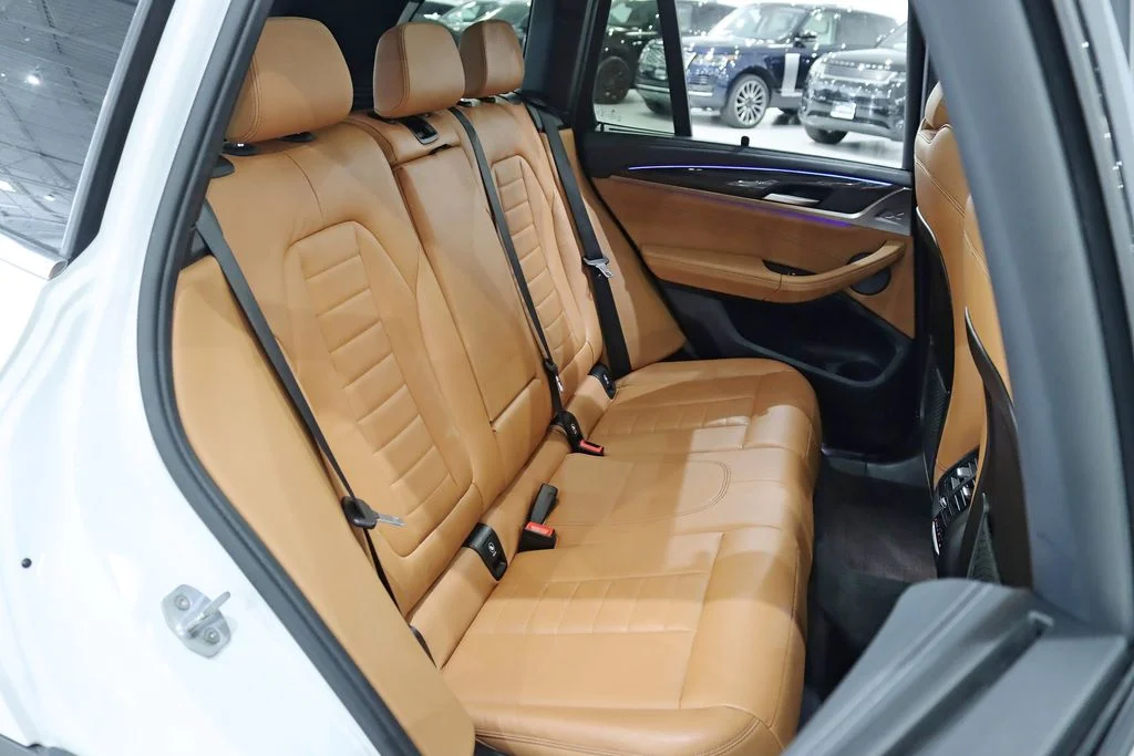 Used 2019 White BMW xDrive30i image 30
