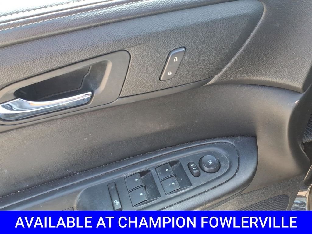 Used 2016 Black GMC SLE-2 image 12