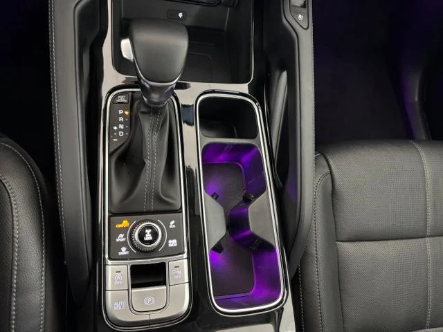 Used 2022 Gray Kia EX image 18