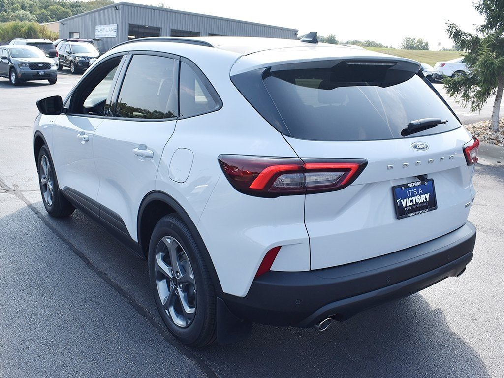 2025 Ford Escape Hybrid ST-Line photo 3