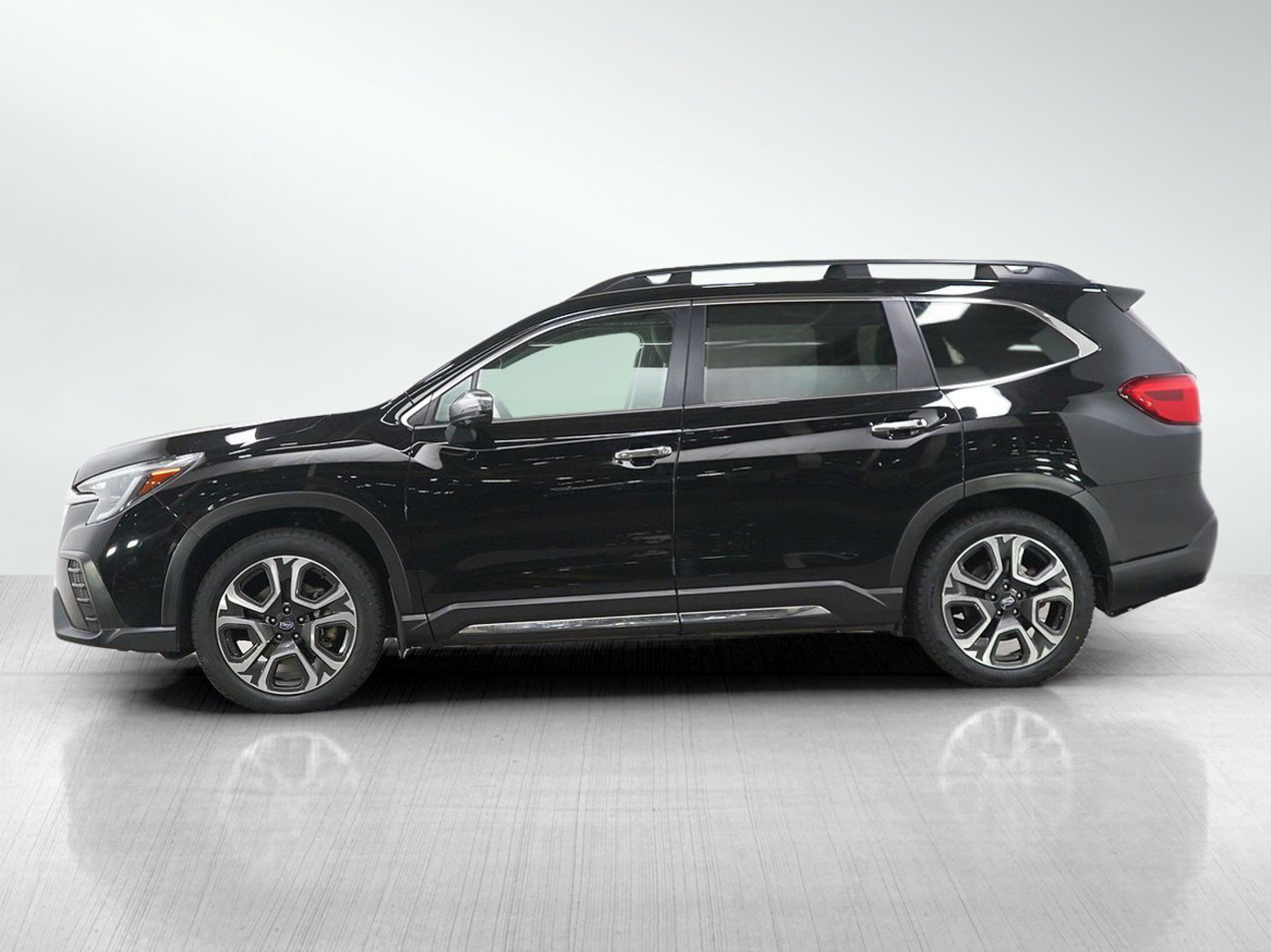 Used 2023 Subaru Ascent Touring with VIN 4S4WMAWD7P3405226 for sale in South Saint Paul, Minnesota