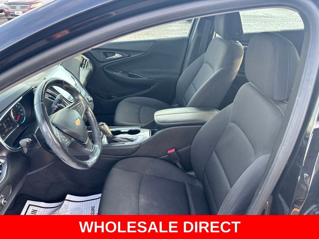 Used 2018 Mosaic Black Metallic Chevrolet LT image 25