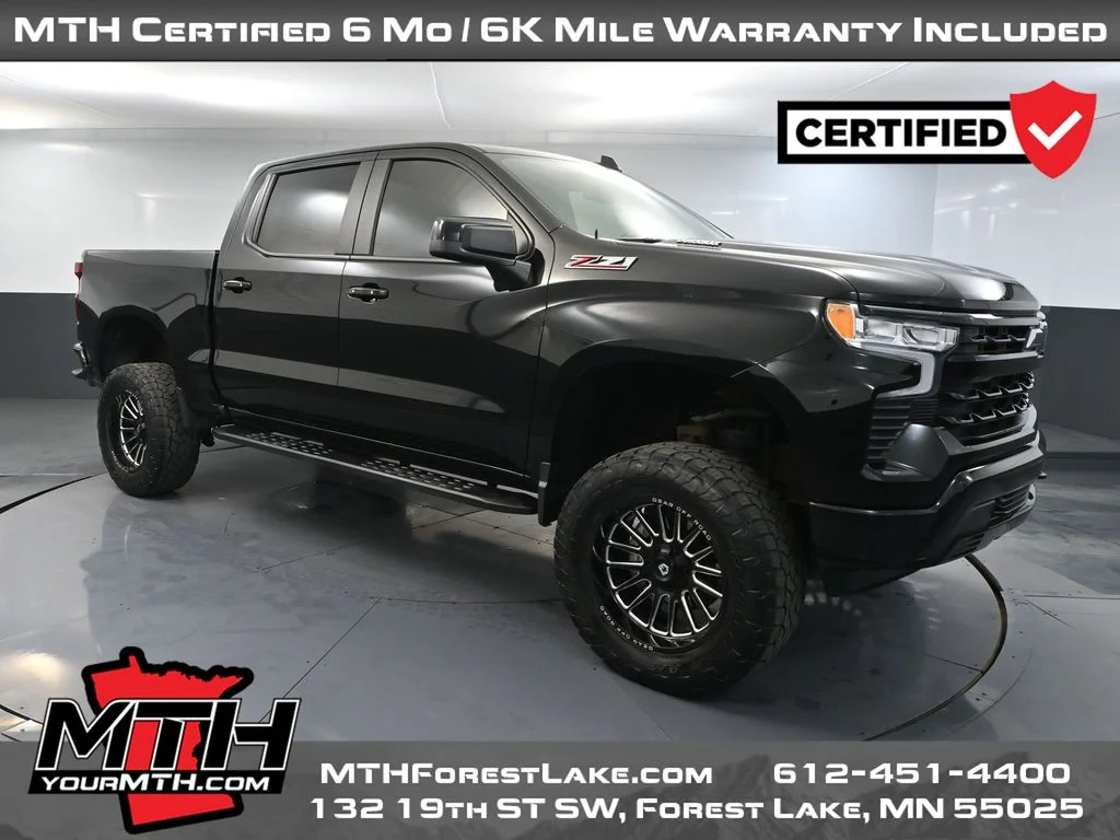2022 Chevrolet Silverado 1500 RST 4X4 Crew Cab Short Box's photo
