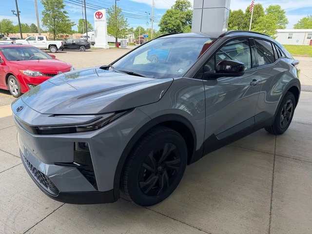 2026 Toyota C-HR SE